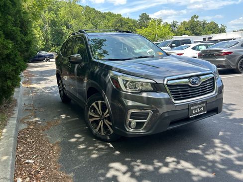 Used 2020 Subaru Forester Limited AWD/4WD image 6