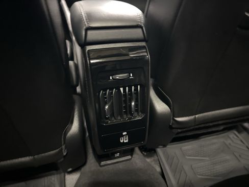 Used 2024 Jeep Compass Limited w/ Elite Group AWD/4WD image 23