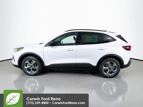 New 2026 Ford Escape ST-Line w/ Tech Pack #1 AWD/4WD image 4