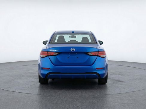 Used 2025 Nissan Sentra SV FWD image 7