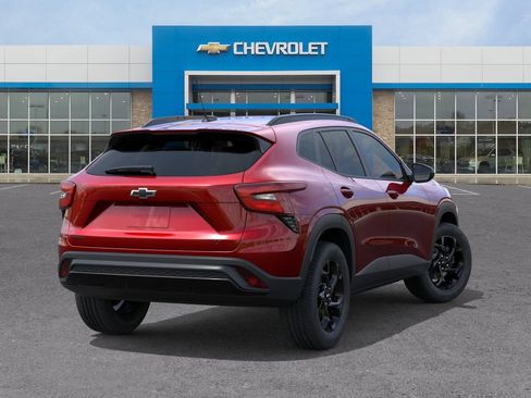 New 2026 Chevrolet Trax LT FWD image 4