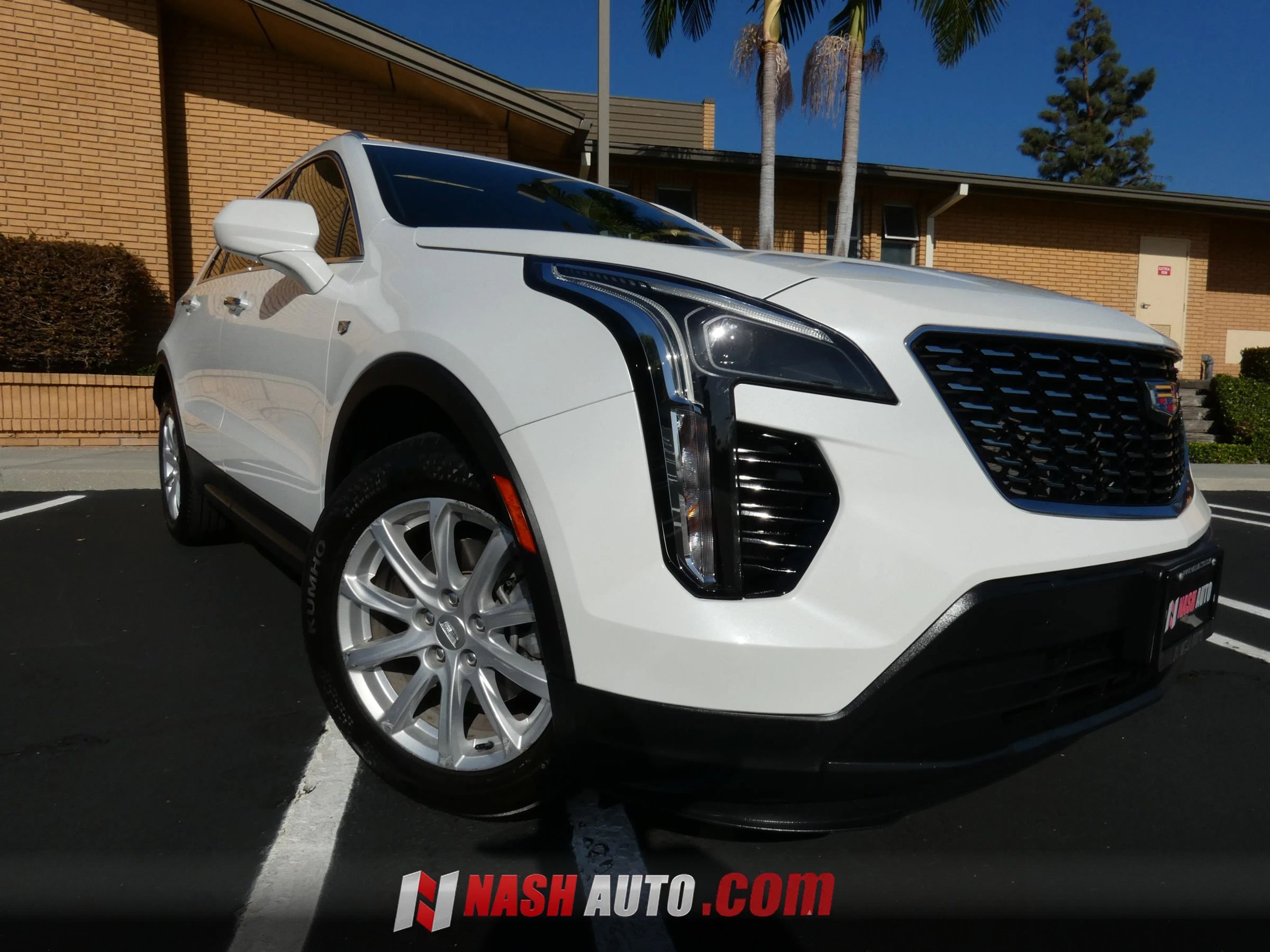 Used 2023 Cadillac XT4 Luxury w/ Cold Weather Package FWD image 5