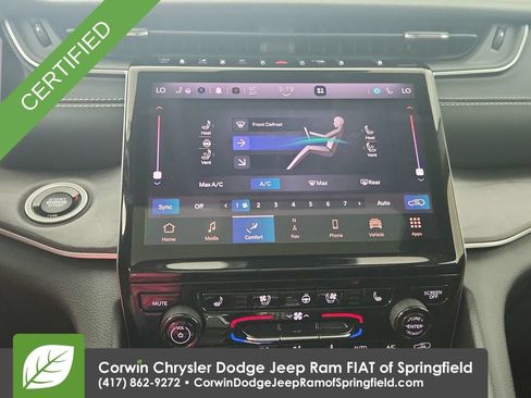Certified 2023 Jeep Grand Cherokee Limited w/ Luxury Tech Group II AWD/4WD image 26
