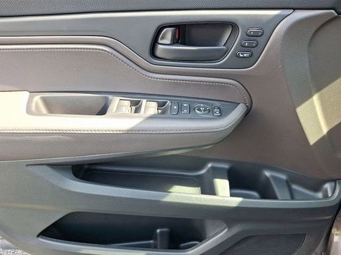 Used 2019 Honda Odyssey EX-L image 13