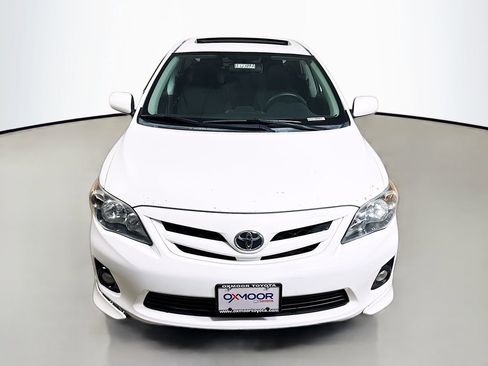 Used 2013 Toyota Corolla S w/ Premium Pkg image 2