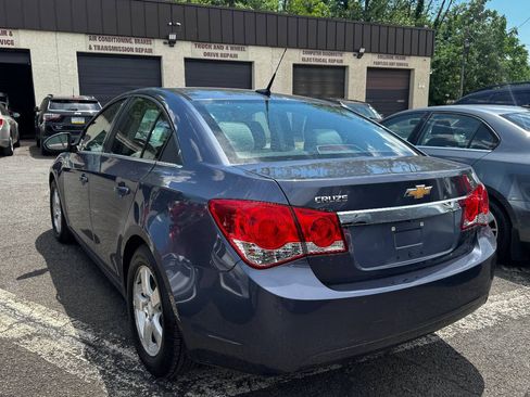 Used 2014 Chevrolet Cruze LT FWD image 2