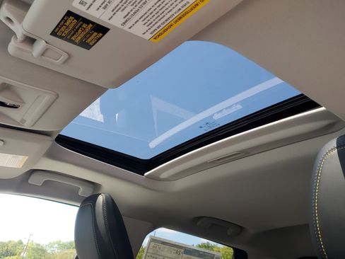 New 2025 Ford Maverick Lobo image 24