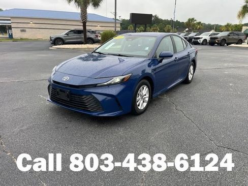 Used 2025 Toyota Camry LE FWD image 35