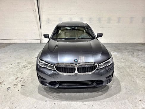 Used 2019 BMW 330i Sedan w/ Premium Package RWD image 11