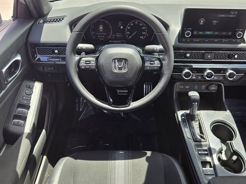 Used 2025 Honda Civic Sport image 12