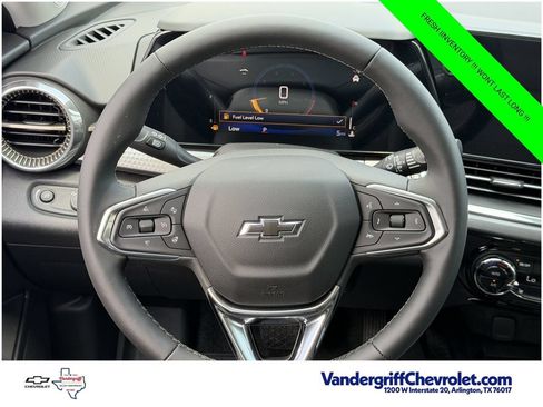 New 2026 Chevrolet Trax ACTIV w/ Sunroof Package FWD image 13