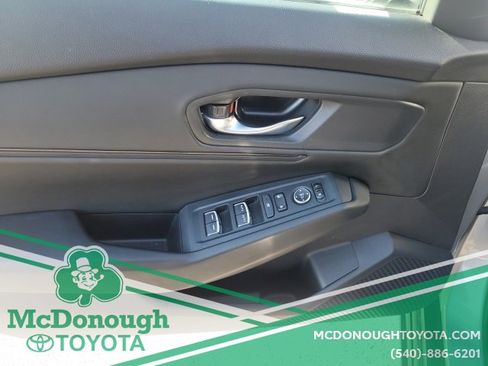 Used 2023 Honda Accord EX image 11