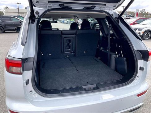 Used 2024 Mitsubishi Outlander SE image 36