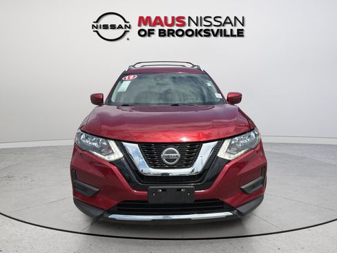 Used 2019 Nissan Rogue SV FWD image 3