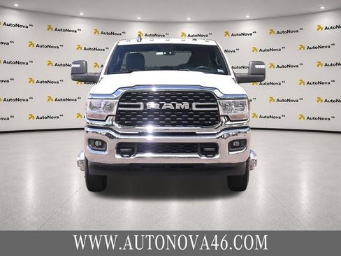 Used 2024 RAM 3500 Big Horn AWD/4WD image 12