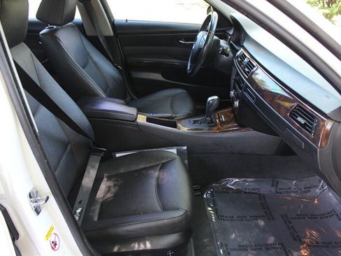 Used 2007 BMW 328i Sedan RWD image 17