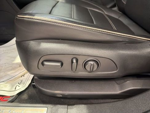 Certified 2020 GMC Acadia Denali image 22