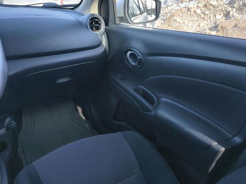 Used 2017 Nissan Versa SV image 16