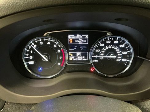 Used 2018 Subaru Forester 2.5i Premium image 20