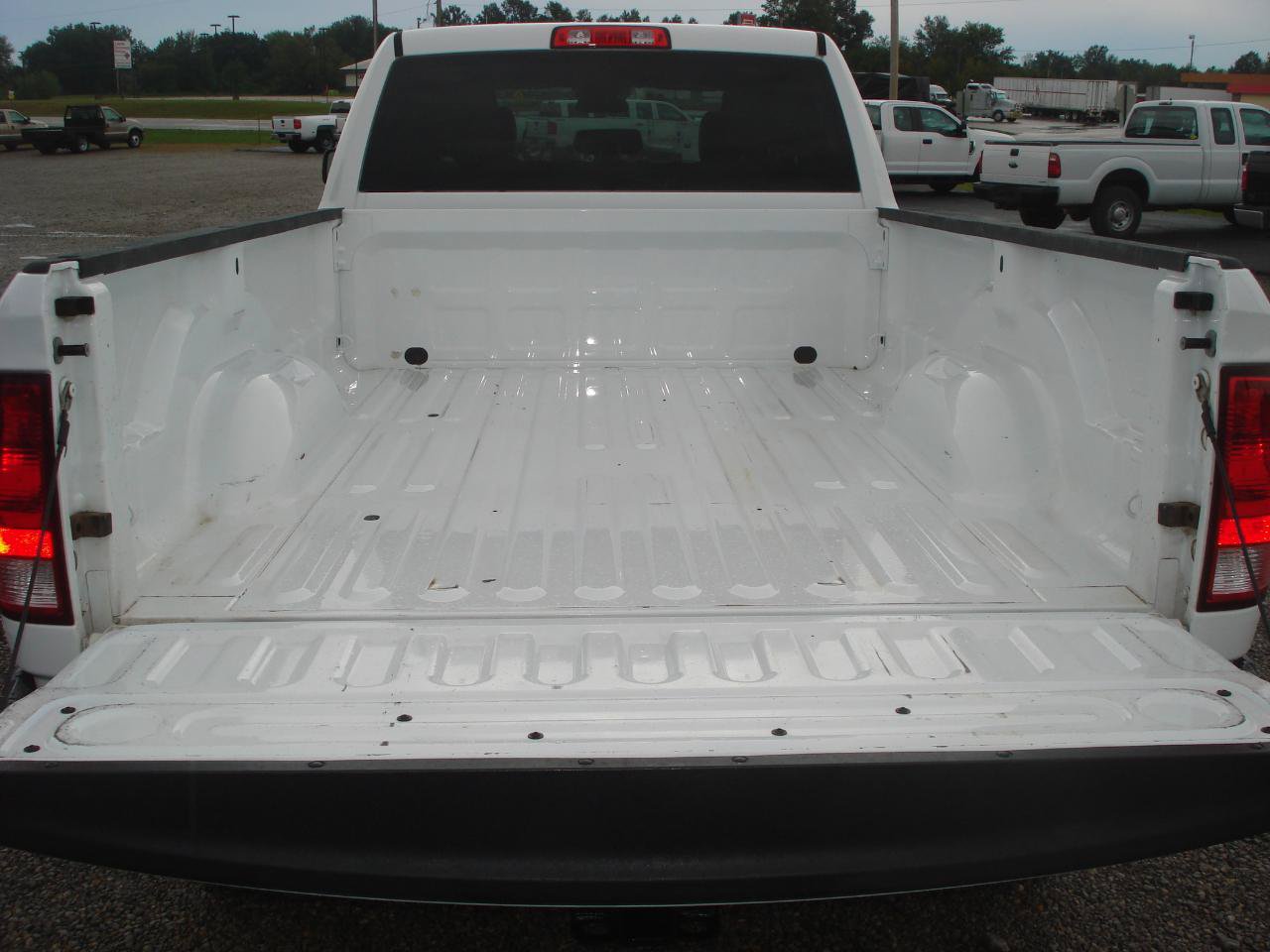 Used 2017 RAM 2500 Tradesman w/ Protection Group AWD/4WD image 13