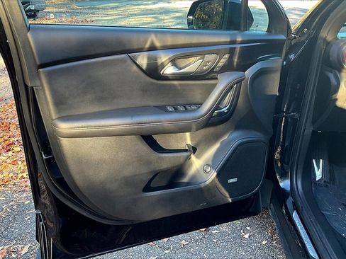 Certified 2022 Chevrolet Blazer RS w/ Enhanced Convenience Package image 18