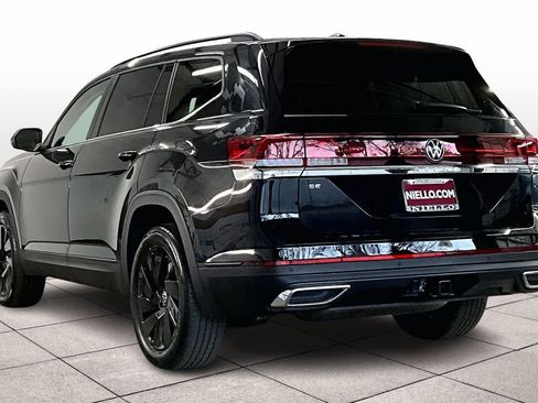 New 2026 Volkswagen Atlas SE image 3