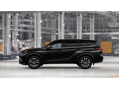 New 2026 Toyota Highlander XLE