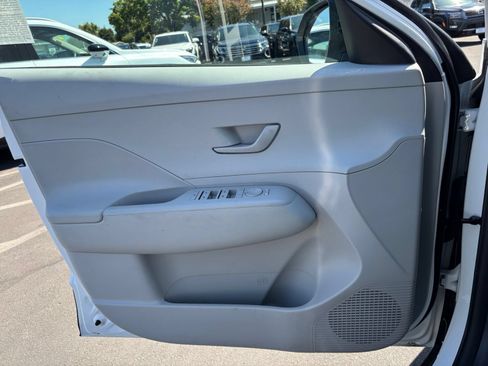 Used 2026 Hyundai Kona SEL Sport FWD image 18