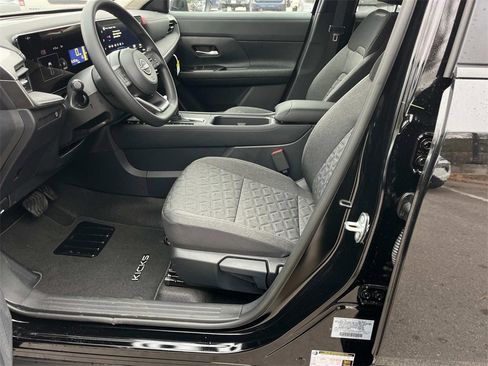 New 2026 Nissan Kicks SV image 19