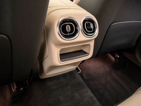 New 2026 Mercedes-Benz GLC 300 4MATIC image 21