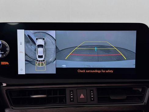 Used 2023 Lexus ES 350 F Sport w/ Accessory Package (Z2) image 16