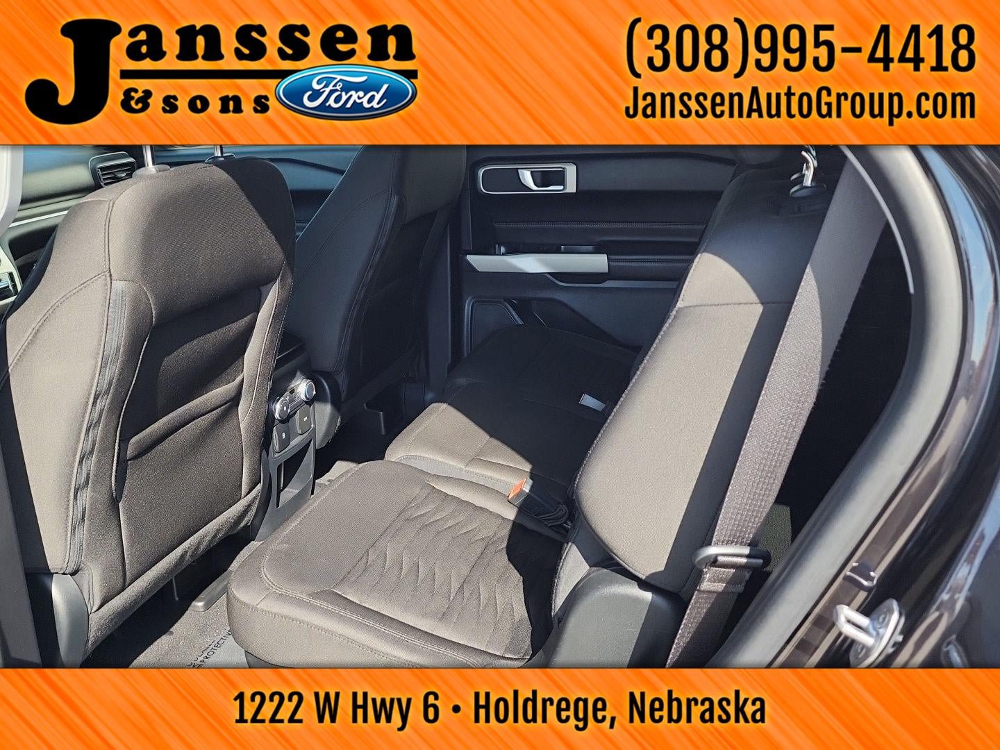 Used 2021 Ford Explorer XLT RWD image 17