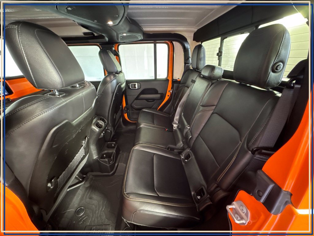 Certified 2025 Jeep Gladiator Sport AWD/4WD image 39