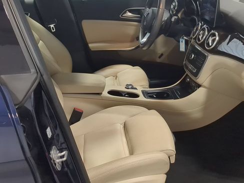 Used 2018 Mercedes-Benz CLA 250 4MATIC image 25