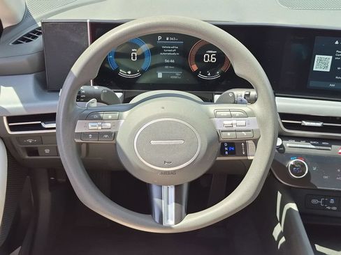 Used 2025 Hyundai Sonata SEL FWD image 23