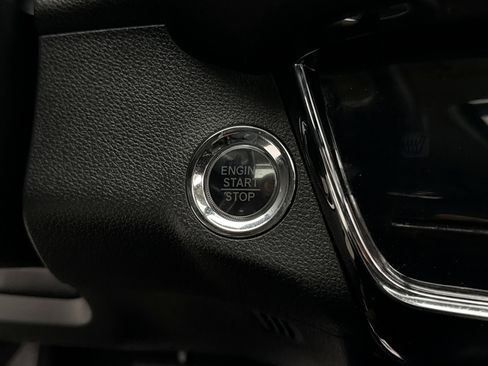 Used 2019 Honda HR-V Touring image 21