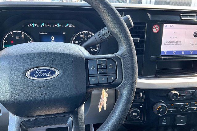Used 2025 Ford F250 XLT AWD/4WD image 22