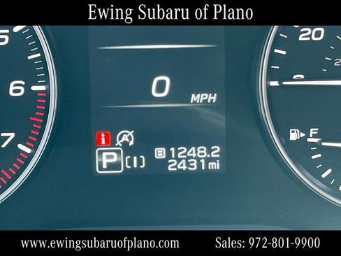 Certified 2025 Subaru Crosstrek 2.5i Limited w/ Crosstrek Mirror Package image 17