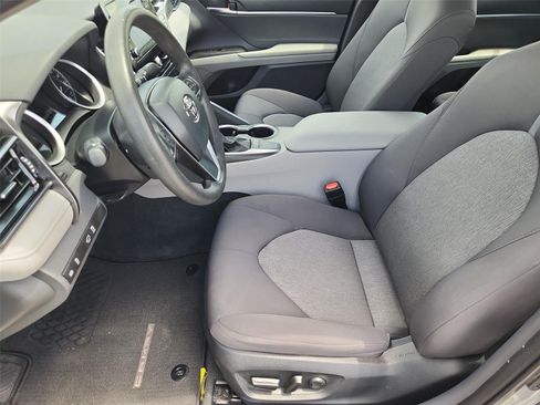 Used 2023 Toyota Camry LE FWD image 17
