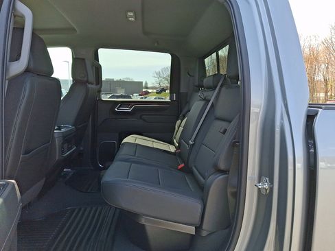 New 2026 Chevrolet Silverado 3500 LT w/ All Star Edition AWD/4WD image 6