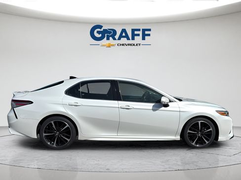 Used 2018 Toyota Camry XSE w/ Driver Assist Package FWD image 9