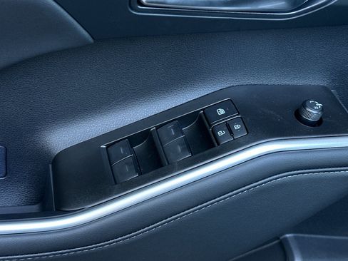 New 2026 Toyota Highlander XLE AWD/4WD image 13