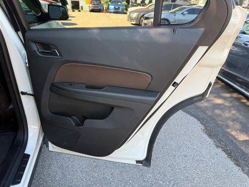 Used 2013 Chevrolet Equinox LTZ FWD image 23