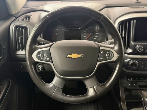 Used 2022 Chevrolet Colorado ZR2 AWD/4WD image 17