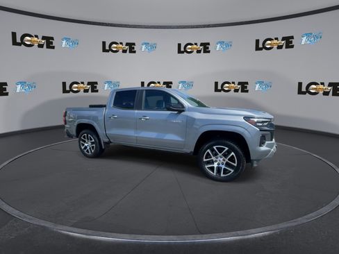 Used 2023 Chevrolet Colorado Z71 w/ Z71 Convenience Package 2 image 2