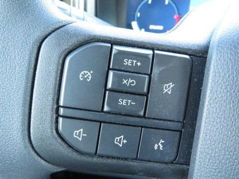 New 2026 Ford F250 XLT w/ XLT Premium Package AWD/4WD image 24