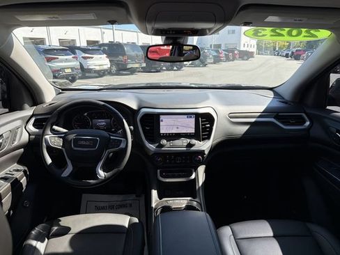 Used 2023 GMC Acadia SLT w/ Elevation Edition AWD/4WD image 21