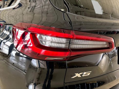 Used 2023 BMW X5 xDrive40i w/ Premium Package AWD/4WD image 26