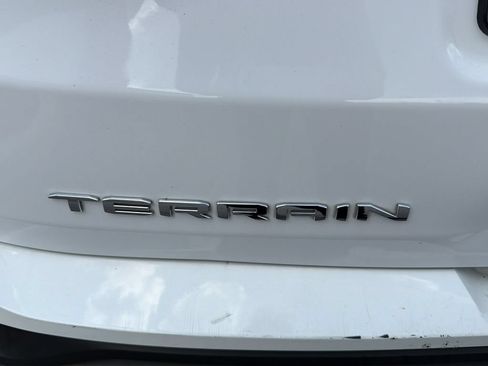 Used 2022 GMC Terrain SLE FWD image 39