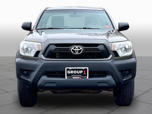Used 2012 Toyota Tacoma 4x4 Regular Cab image 4
